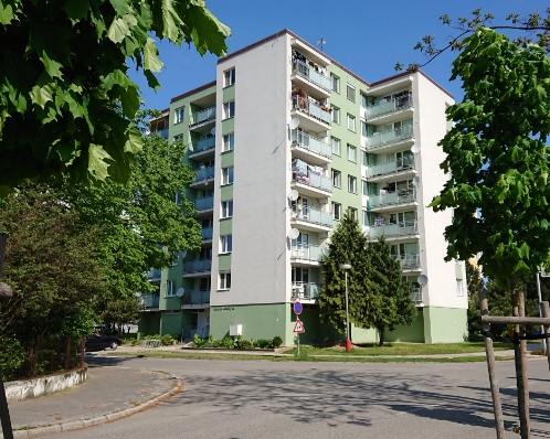Dvojizbový byt s balkónom na obľúbenom sídlisku "JUH" v Piešťanoch