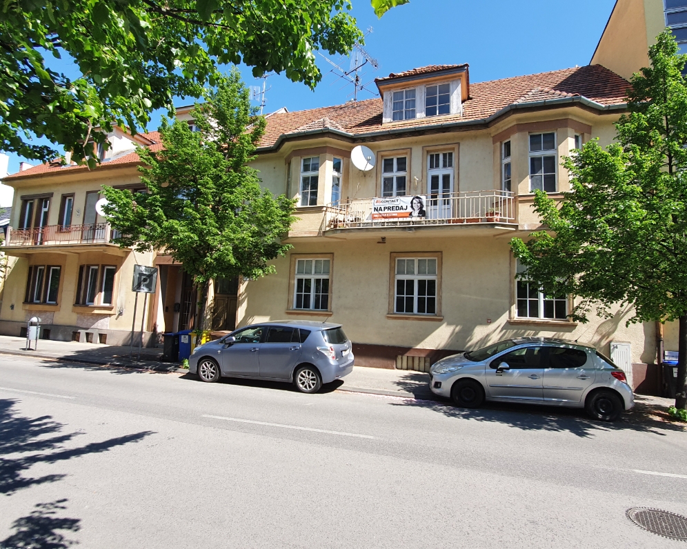 Meštiacky dom s vynikajúcou polohou v centre mesta Piešťany